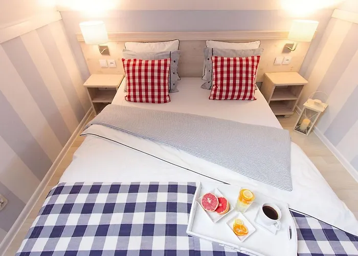 Near Wolin National Park & * ミエンジズドロイェ